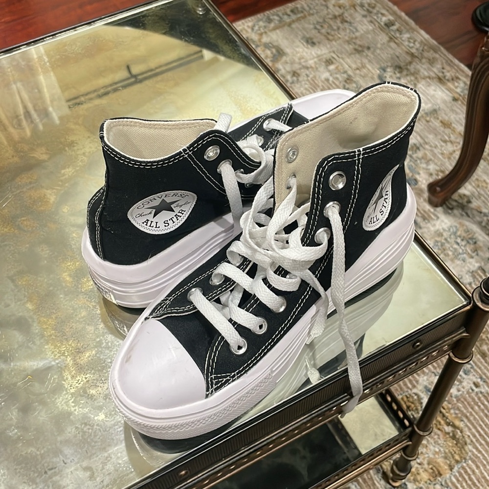 Converse All Star Chuck Taylor | Size 6.5 (womens)